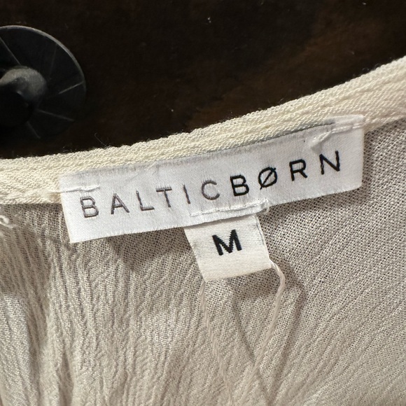 Baltic Born size M white dress - Picture 4 of 10